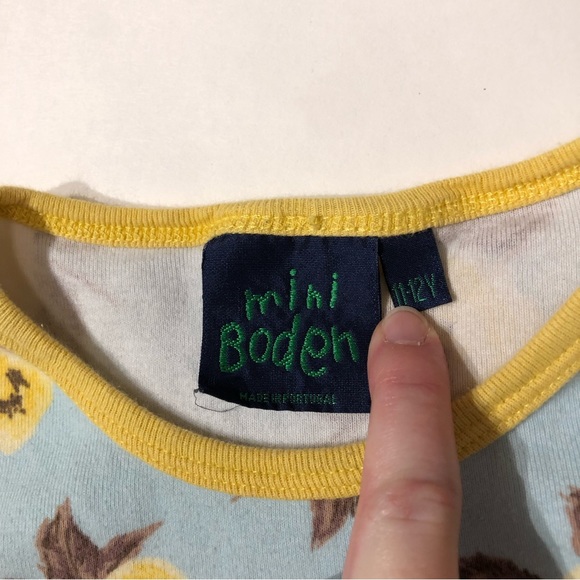 Mini Boden 11-12 flower mixed print top - Picture 3 of 5